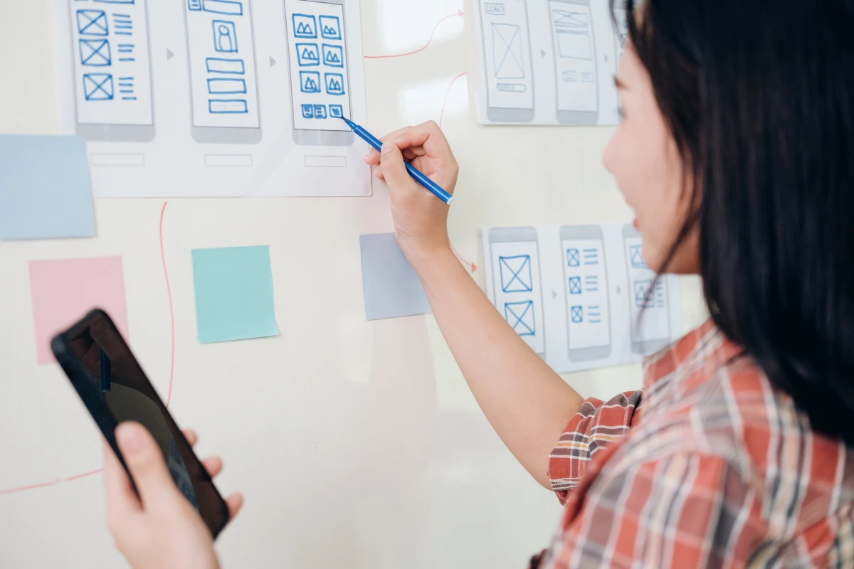 Décryptage de l'UX : Les Méthodes Quantitatives et Qualitatives pour Optimiser votre Stratégie Digitale