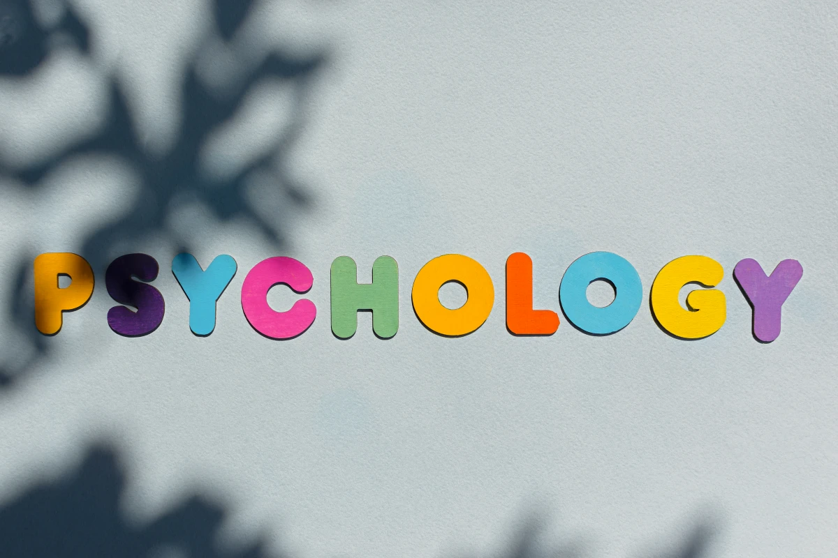 L'Art de Séduire par les Couleurs : Maîtrisez la Psychologie Chromatique pour un Design Web Irrésistible